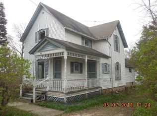 561 Edgerton Rd, Edgerton, WI 53534