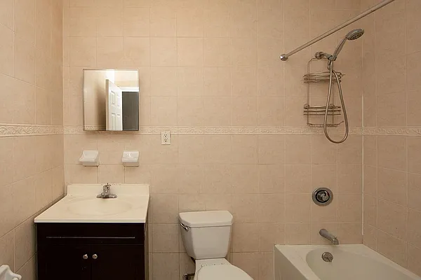 Rented by Zumper Inc | media 35