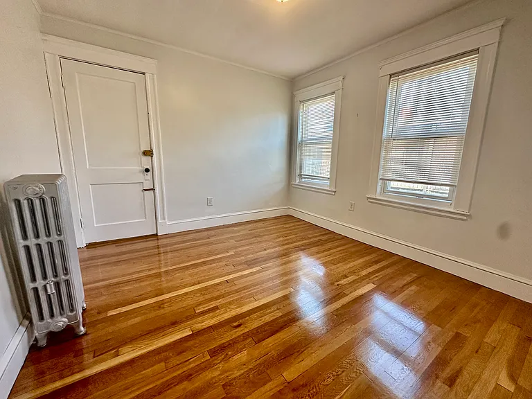 6 Woodlawn St #3 — Photo 4