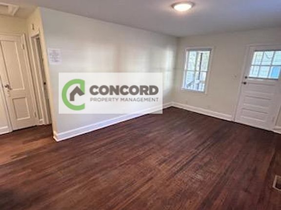 4th image of 1012 McCormick St