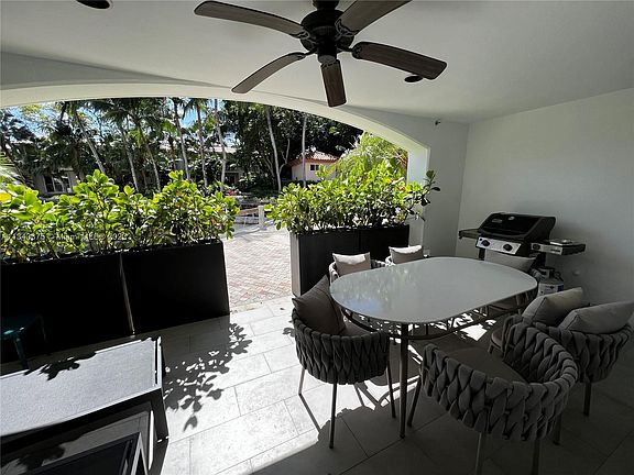 4th image of 10651 NE Quaybridge Ct