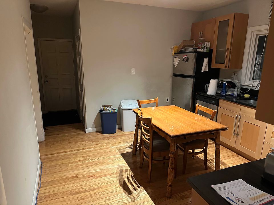 2nd image of 72 Willow St #1