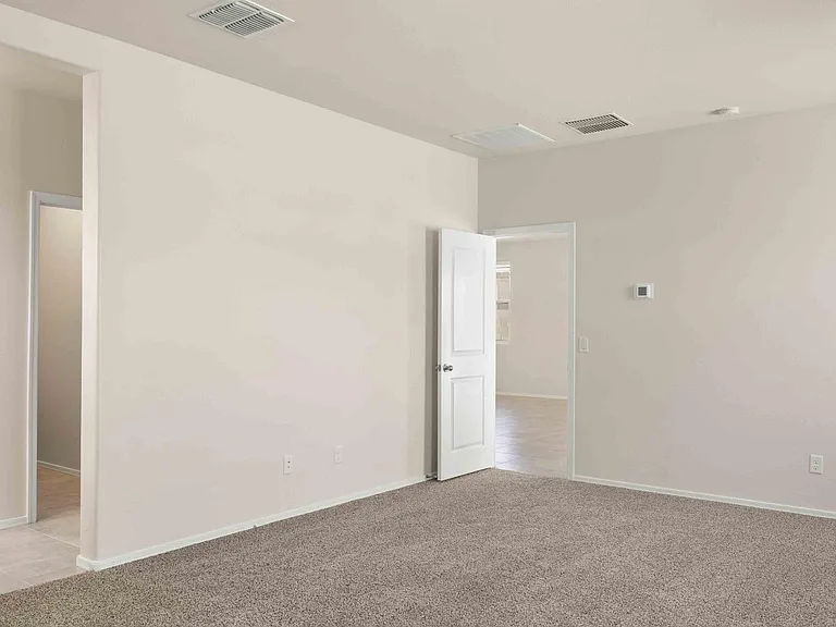 1171 W Beacon Ct — Photo 8