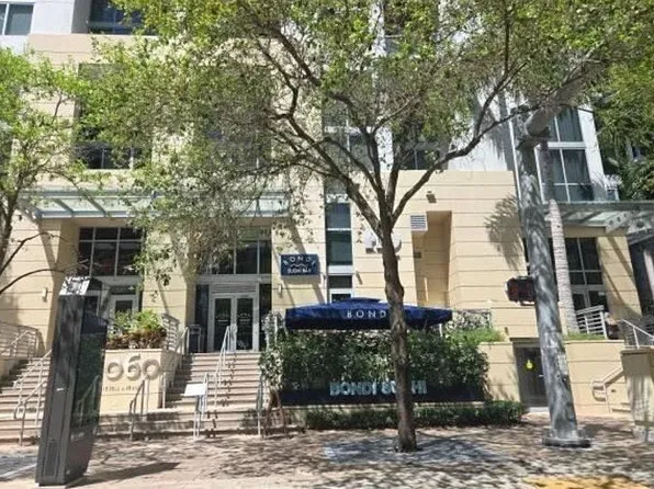 1050 Brickell Ave, Miami, FL 33131