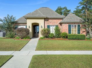 18635 Bellingrath Lakes Ave, Greenwell Springs, LA 70739