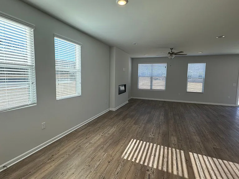 2110 Ecoland Dr — Photo 7