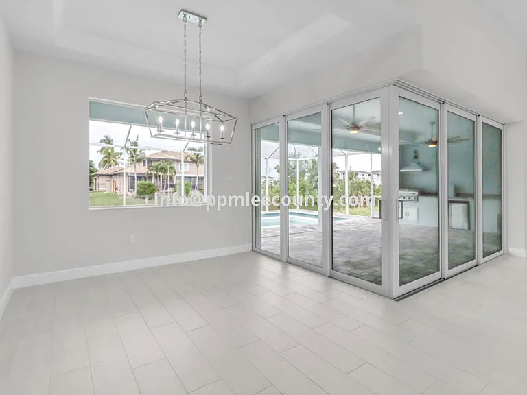 3818 SW 17th Ave — Photo 16