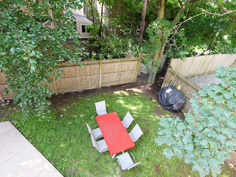 25 Jay St #C — Photo 29