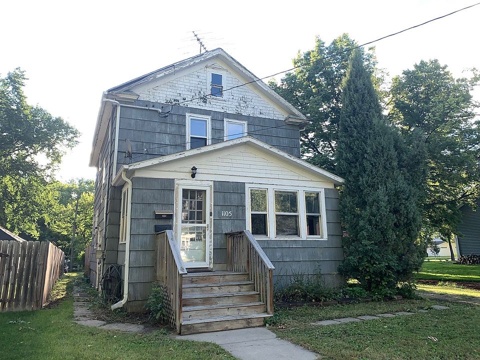 1st image of 1105 7th St N #7