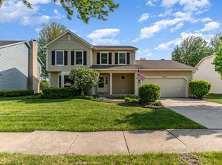 2735 Carriage Way, Aurora, IL 60504