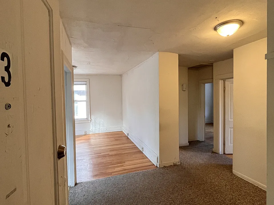 121 E Gorham St #3