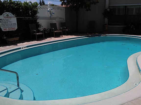 3rd image of 3210 Gulf Blvd APT 201