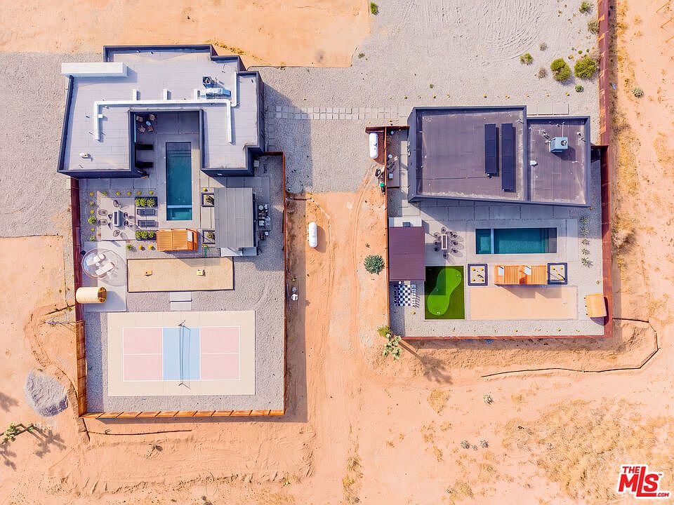 1st image of 60630 Cielito Dr