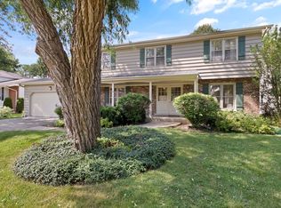 806 61st St, Downers Grove, IL 60516