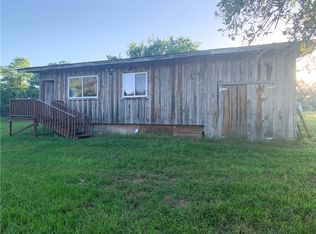 1359 Old Sayers Rd, Elgin, TX 78621
