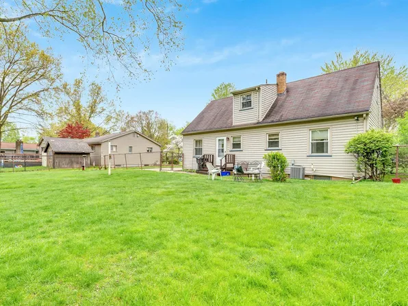 1703 Lancaster Dr, Youngstown, OH 44511