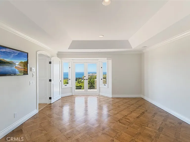 517 Emerald Bay — Photo 21