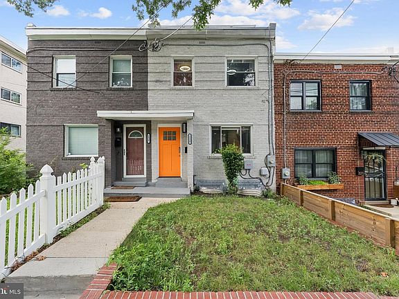 2nd image of 1525 Morris Rd SE