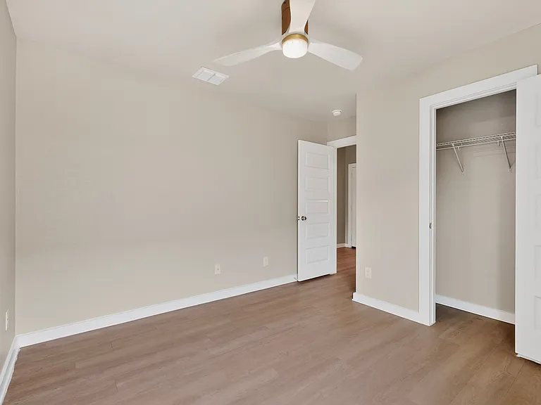 7619 Toledo Bnd — Photo 20