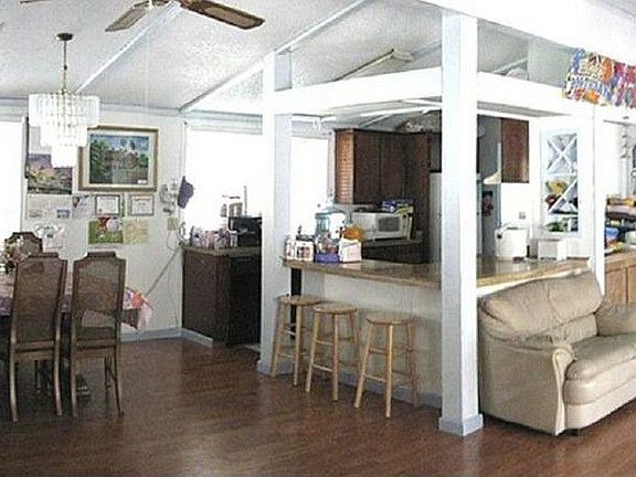 5th image of 256 Chateau La Salle Dr #256