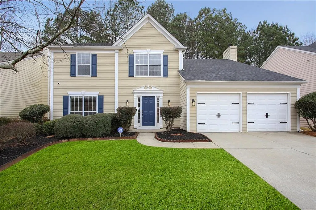 4 bed, 2.5 bath, 2072 sqft, $3,150 — Photo 1