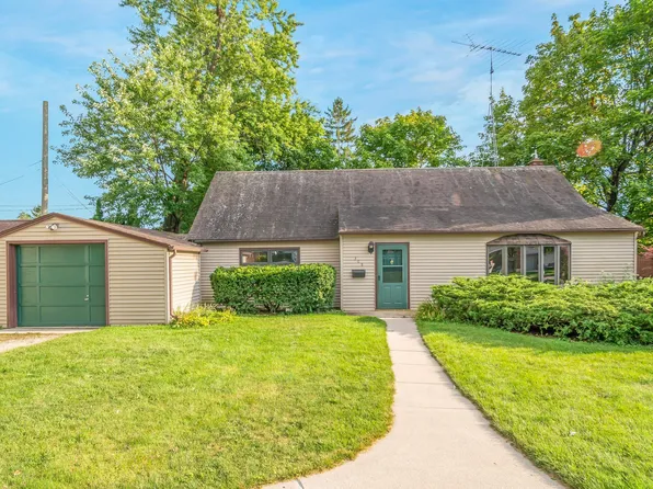 308 E McWilliams St, Fond Du Lac, WI 54935