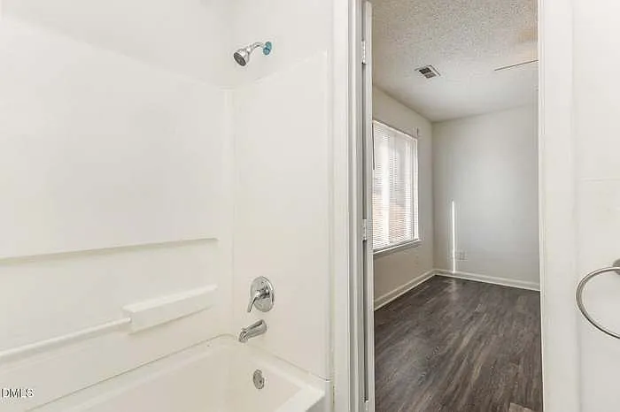 1241 University Ct #204 — Photo 4