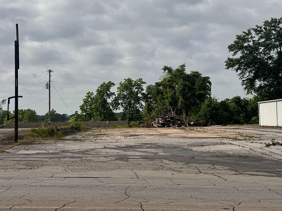 1st image of 0 W 6th St