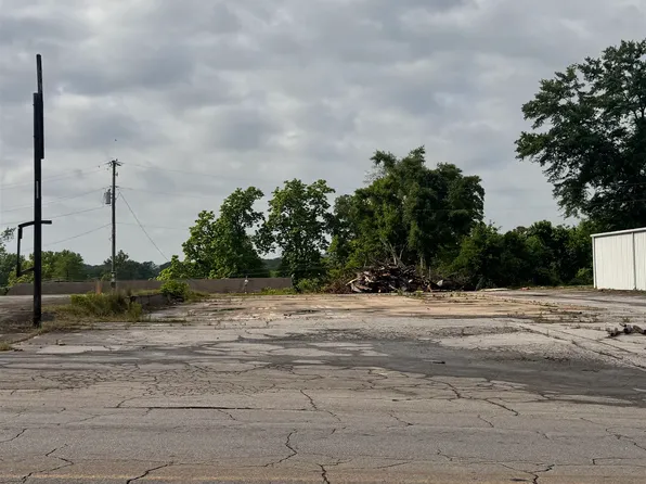 0 W 6th St, Tuscumbia, AL 35674