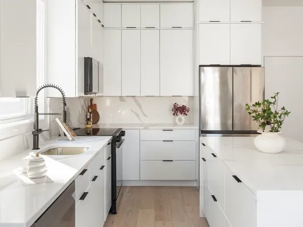 130 Shirley St #330, Winthrop, MA 02152