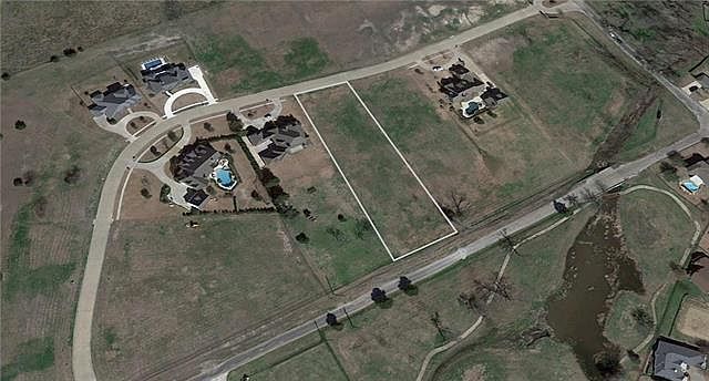 1st image of 1103 Estate Dr