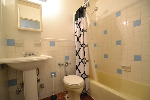 Rented by Lasri Group Inc | media 42