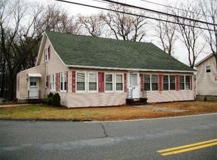 69 Riverneck Rd, Chelmsford, MA 01824