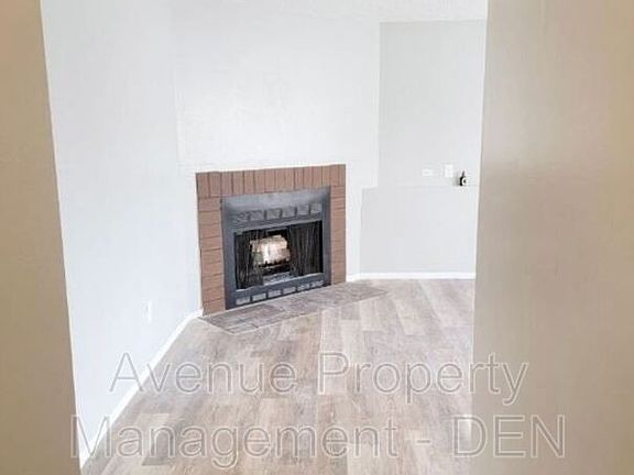 4th image of 3945 Stonedike Dr