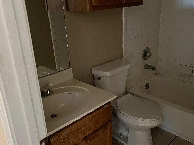 1710 Windward Dr #D — Photo 11