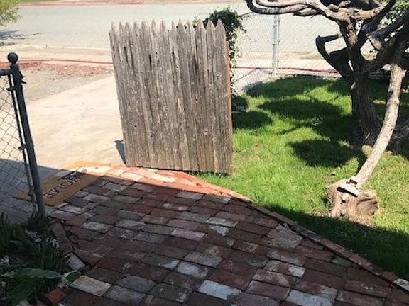 4th image of 409 5th St