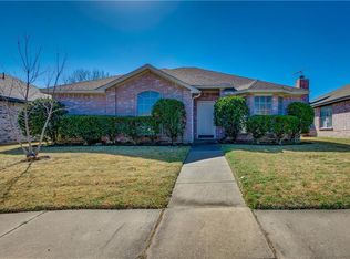 1433 Cool Springs Dr, Mesquite, TX 75181