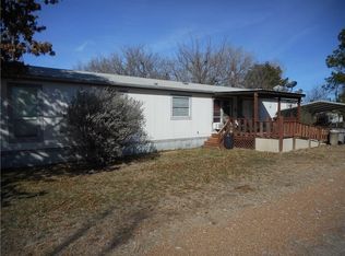 101 Nightingale, Graford, TX 76449