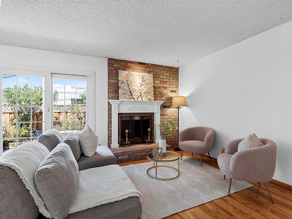 1st image of 30696 Brae Burn Ave