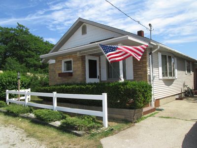 213 E Parkdale Ave, Manistee, MI, 49660