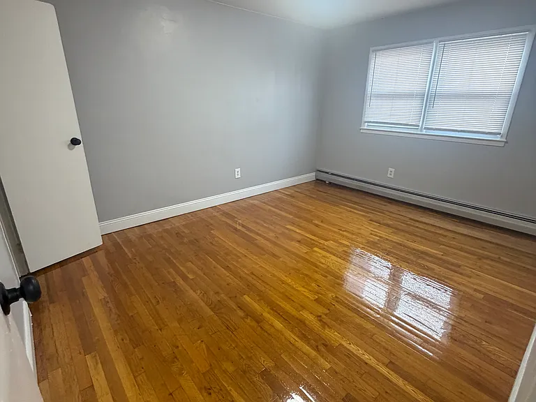 511-513 Lidgerwood Ave #B1 — Photo 6