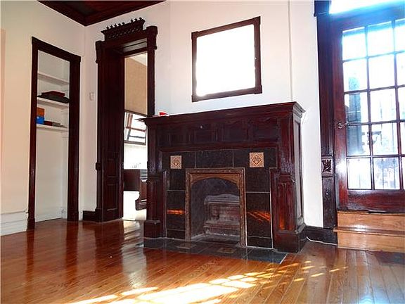 2nd image of 116 Hancock St APT 2