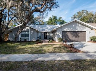 708 13th Ct SW, Largo, FL 33770