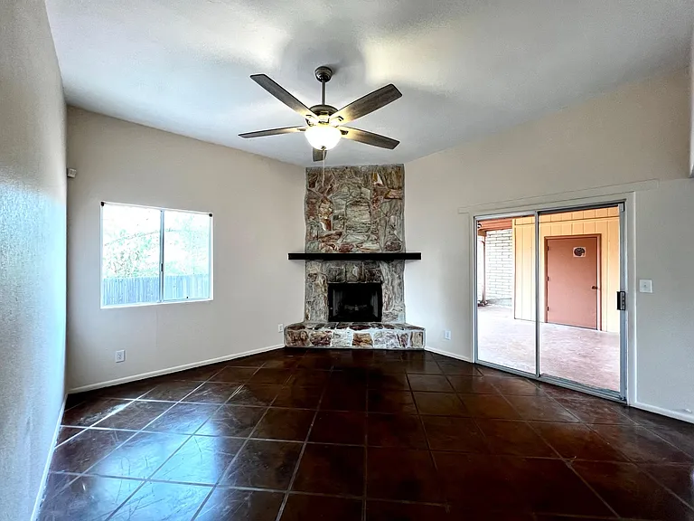 1422 S Moonflower Ln — Photo 6