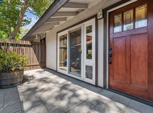 5480 Roundtree Dr APT A, Concord, CA 94521