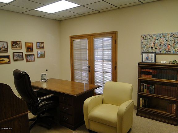 3rd image of 4645 S Lakeshore Dr Ste 12