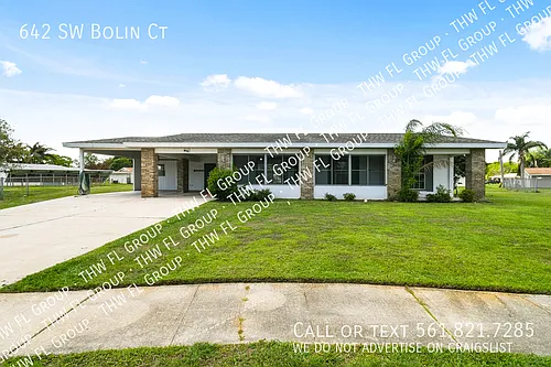 642 SW Bolin Ct Photo 1