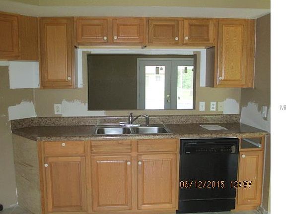 4th image of 18126 Wakashan Ave