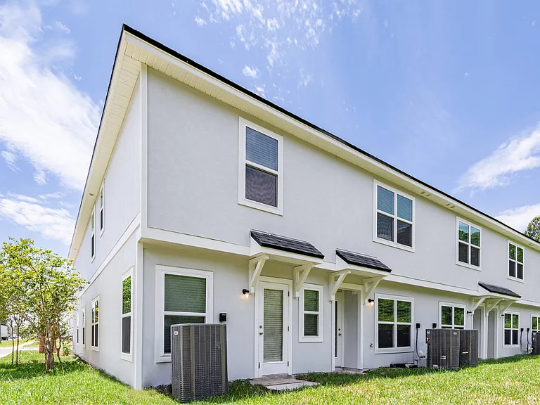 Waterside Townhomes at River City — Photo 14