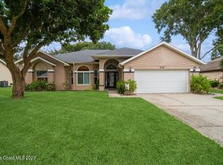 948 Whisperoak Dr, Melbourne, FL 32901